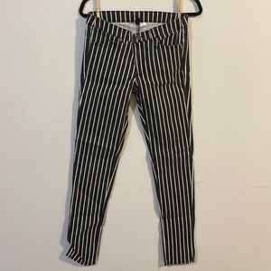 Black and white striped Skinny Jeans